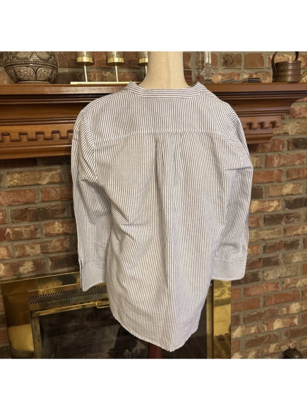 vineyard vines women Linen Pin Stipe Blouse Size Large Long Sleeve - Picture 4 of 8